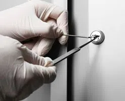 Lock Key Store Pompton Lakes, NJ 973-869-7091 - 14-Eviction-Locksmith